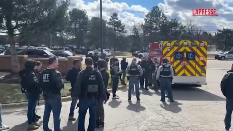 Michigan, la polizia schierata davanti alla sinagoga: ucciso l'attentatore