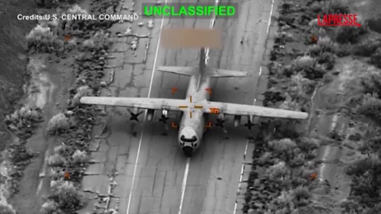 Iran, video mostra attacchi Usa aerei su aerei, camion e imbarcazioni