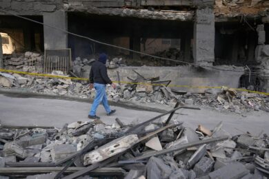 Iran, prosegue l’offensiva. Trump: “Teheran sta per arrendersi” – La diretta