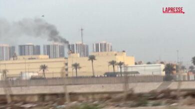 Attacco all'Iran, missile colpisce eliporto dell'ambasciata Usa a Baghdad: il fumo e le fiamme