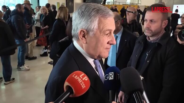 Iran, Tajani: “Valutiamo il taglio delle accise compensato dall’aumento dell’Iva”