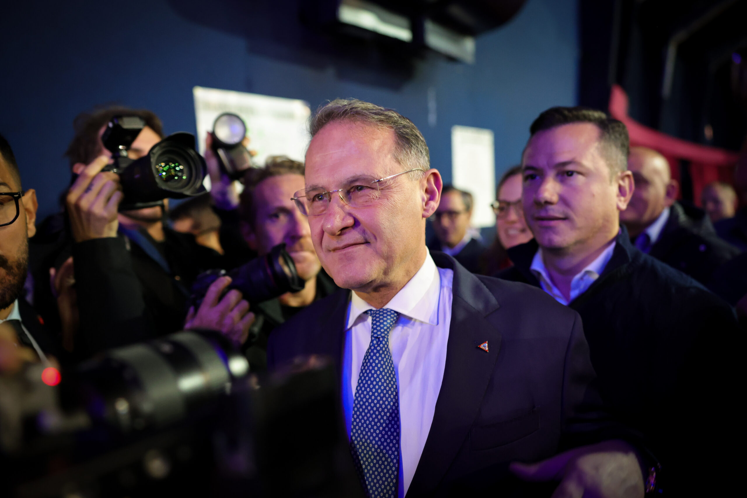 Cirielli: “Ho visto l’ambasciatore russo ma la Farnesina lo sapeva, incontri di prassi”