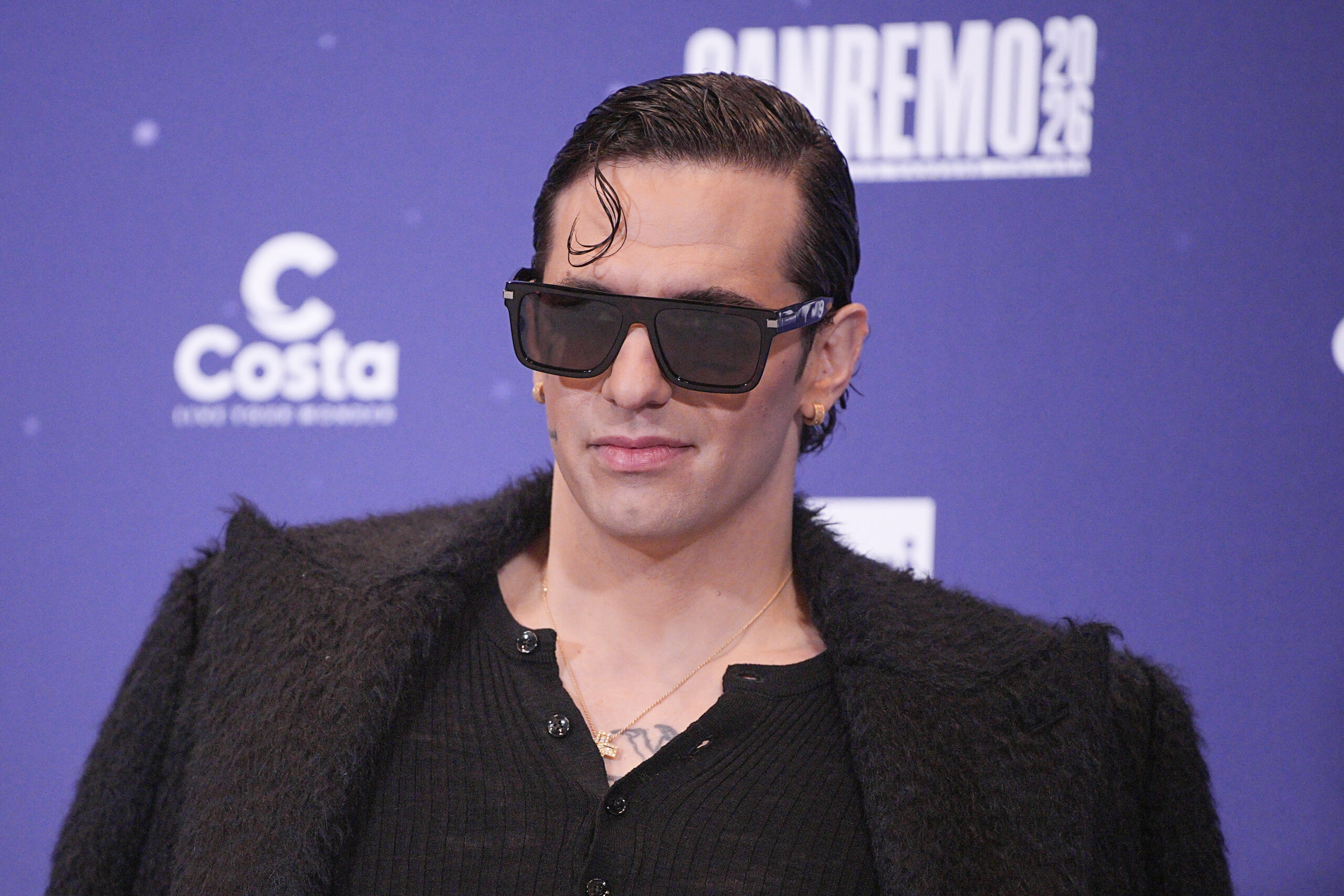 Crans Montana, Achille Lauro fa visita ai ragazzi ricoverati al Niguarda