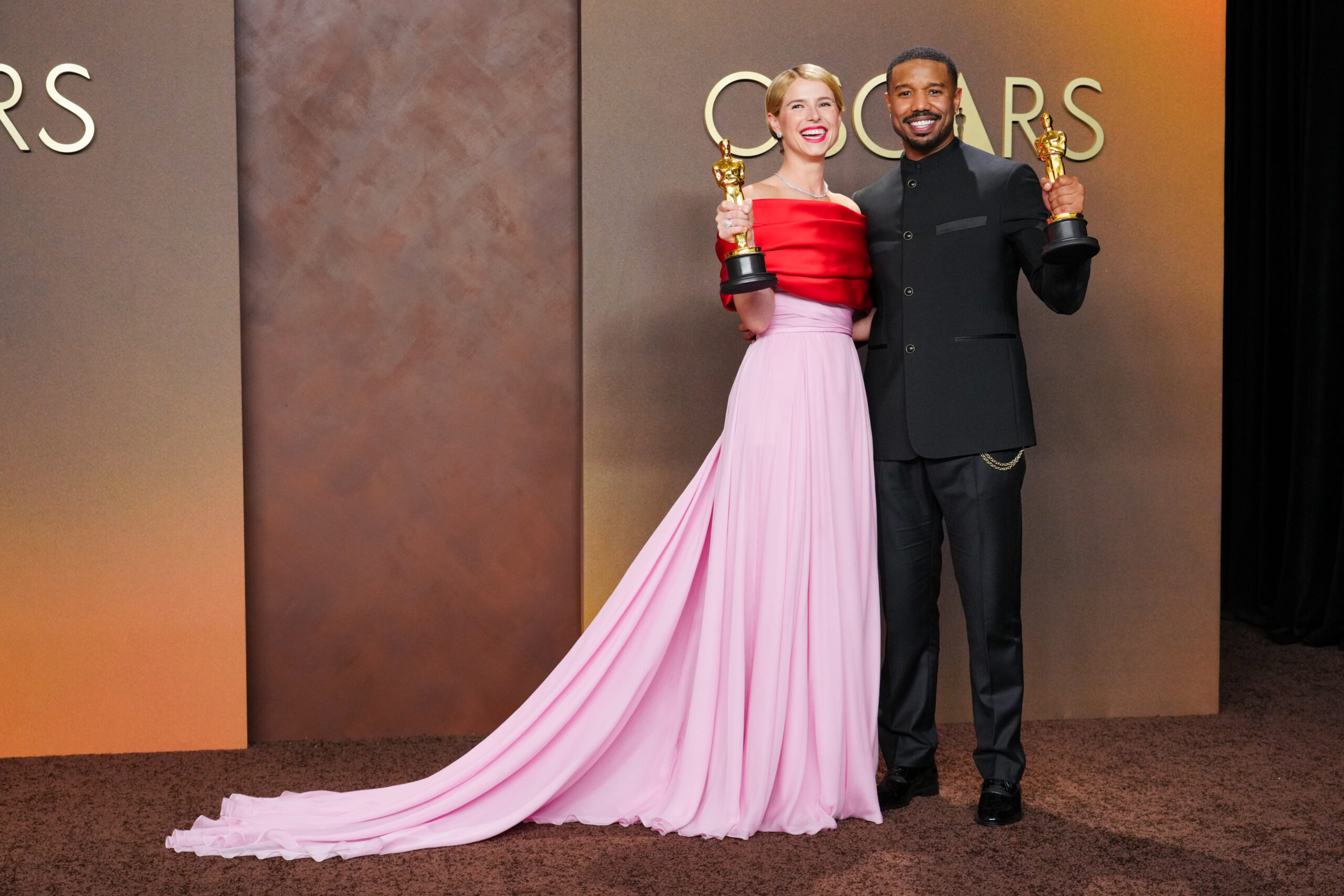 Oscar, trionfo per ‘Una battaglia dopo l’altra’ – La serata in 10 foto Oscar, trionfo per ‘Una battaglia dopo l’altra’ – La serata in 10 foto