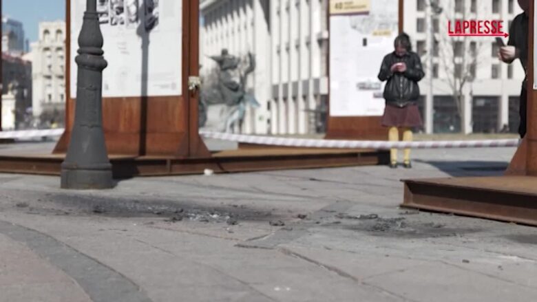 Ucraina, frammenti di drone russo su Piazza Maidan a Kiev