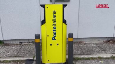 Poste Italiane, installate più di 2.600 colonnine di ricarica