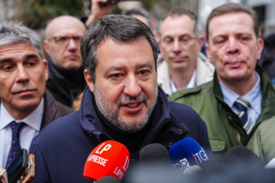 Iran, Salvini: “Invio navi avvicinerebbe la Terza Guerra Mondiale”