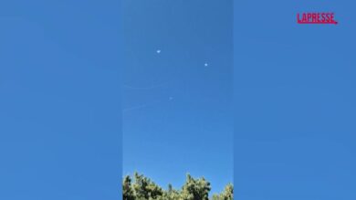 Israele, i video dei missili provenienti dal Libano intercettati dal sistema di difesa