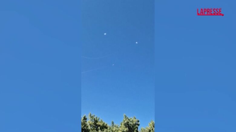 Israele, i video dei missili provenienti dal Libano intercettati dal sistema di difesa