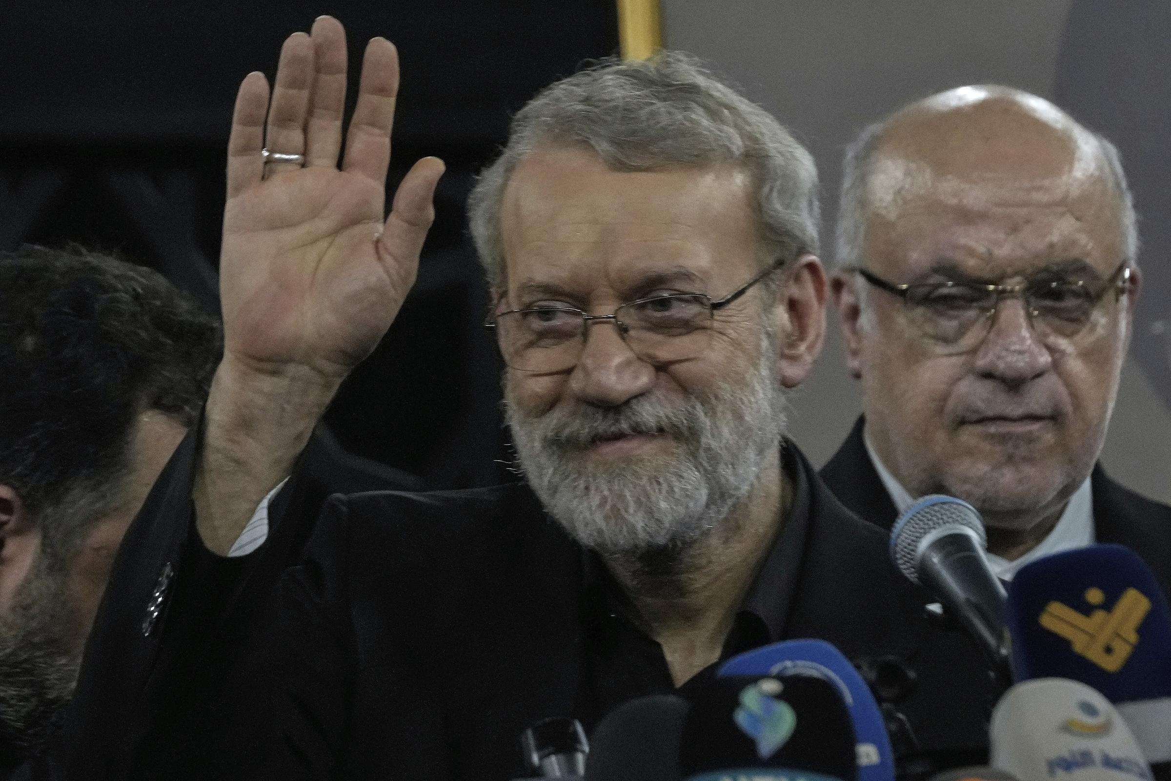 Ali Larijani, chi è il leader iraniano ucciso da Israele assieme a Soleimani Ali Larijani, chi è il leader iraniano ucciso da Israele assieme a Soleimani