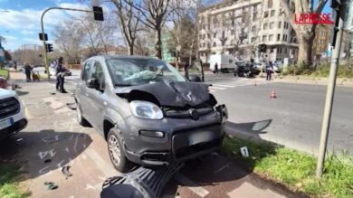 Ciclista investita a Milano: la donna ricoverata in gravi condizioni
