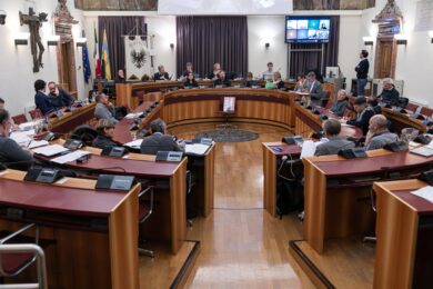 Trento, Mussolini resta cittadino onorario