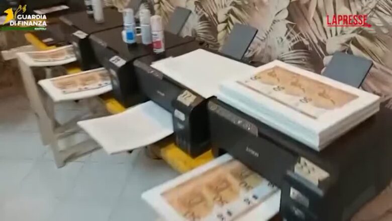 Stamperia clandestina a Torre Annunziata: trovati 2,8 milioni di euro falsi