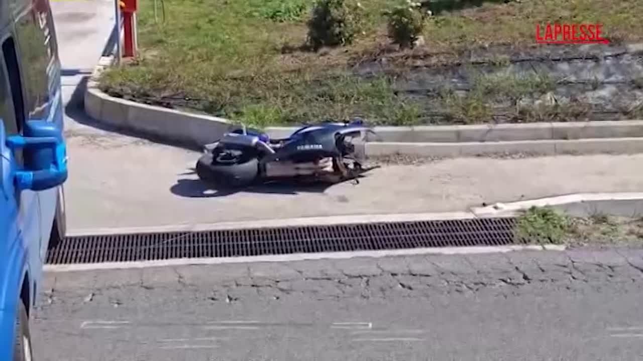 Roma, incidente sull'Ardeatina: muore un 43enne