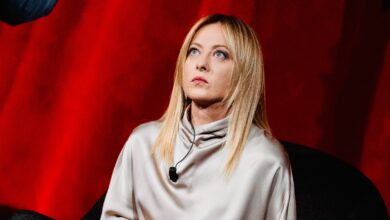 Referendum, video-tutorial di Meloni con scheda “Votate sì”.  Anche Pier Silvio Berlusconi in campo