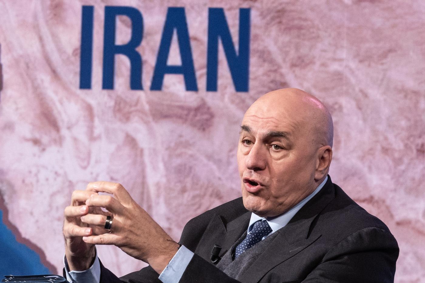 Iran, Crosetto: “Nessuna missione di guerra, su Hormuz serve un’iniziativa Onu” – La diretta