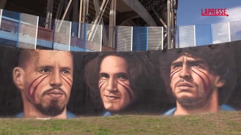 Napoli, inaugurato il murale fuori dallo Stadio Maradona che celebra la storia del club