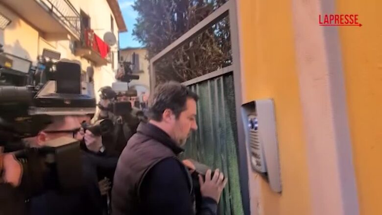 Umberto Bossi, Salvini a Gemonio incontra i familiari per un'ora e mezza