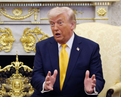 Iran, 6 Paesi per un piano sicurezza nello Stretto di Hormuz: anche Italia. Trump: “Non invierò truppe di terra”