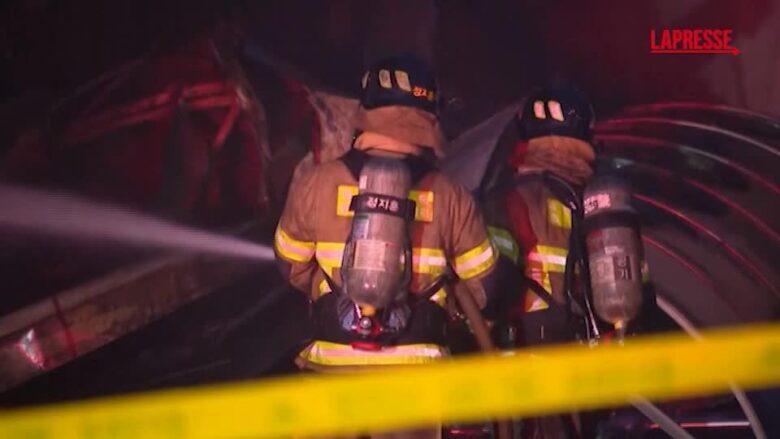 Corea del Sud, incendio in una fabbrica: 10 morti e quasi 60 feriti