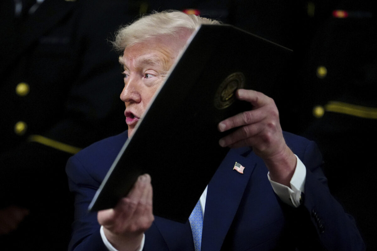 iran trump non voglio il cessate il fuoco nella notte missili di teheran su israele e contro una base militare usa nell8217oceano indiano da Lapresse.it iran trump non voglio il cessate il fuoco nella notte missili di teheran su israele e contro una base militare usa nell8217oceano indiano