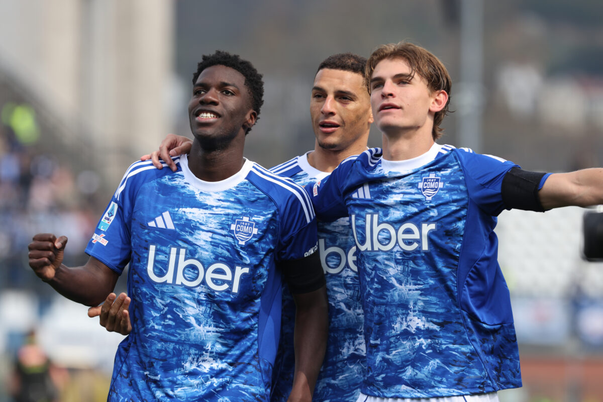 il como travolge il pisa 5 0 e vola a 3 sulla juve da Lapresse.it il como travolge il pisa 5 0 e vola a 3 sulla juve