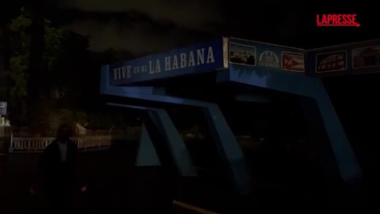 Cuba, collassa sistema elettrico nazionale: blackout totale sull'isola