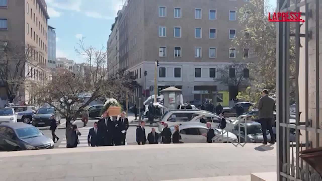 Funerali Cirino Pomicino, a Roma l’ultimo saluto all’ex ministro Dc Sottotitolo