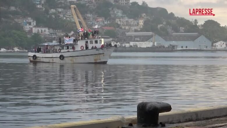 Cuba, 'Nuestra America flotilla' attracca a L’Avana