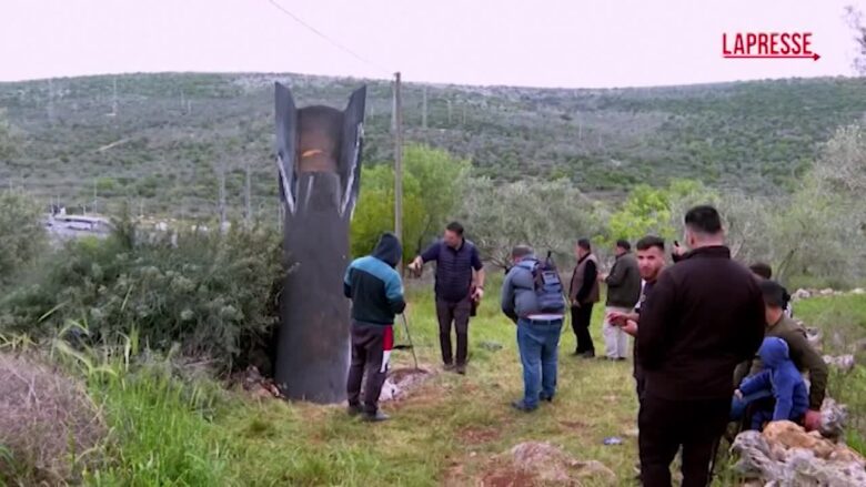 Cisgiordania, trovati i resti di un missile conficcato nel terreno