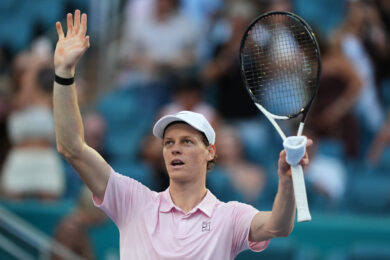 Sinner batte Michelsen all’Atp Miami 2026 e vola ai quarti
