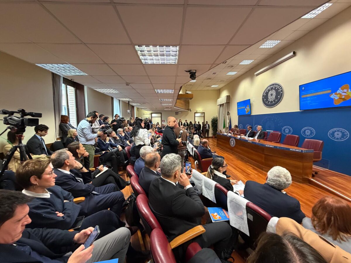 Entro il 30 marzo nuovi farmaci dall’ospedale alla farmacia, l’annuncio Entro il 30 marzo nuovi farmaci dall’ospedale alla farmacia, l’annuncio