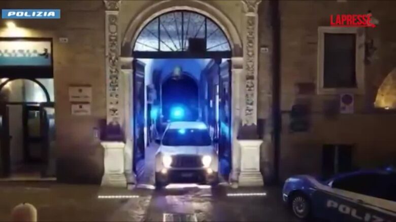 Macerata: spaccio stupefacenti online, 12 misure cautelari