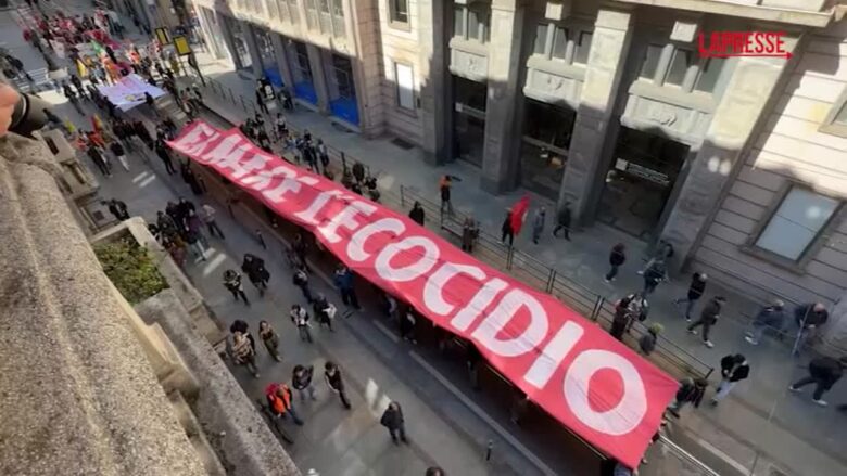 Torino, in 400 alla manifestazione Fridays for Future