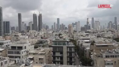 Tel Aviv, risuonano le sirene dopo il lancio di un missile dall’Iran