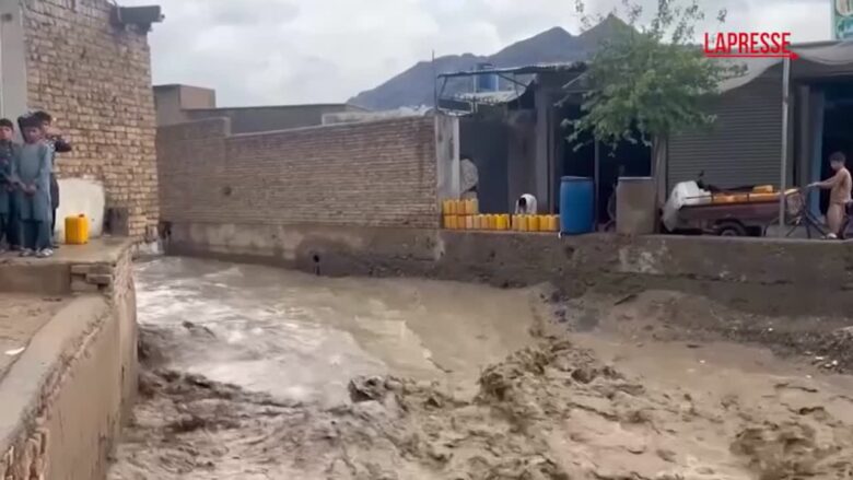 Afghanistan, gravi inondazioni per forti piogge: almeno 17 morti
