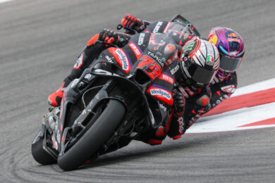 MotoGp, doppietta Aprilia ad Austin: Bezzecchi vince davanti a Martin
