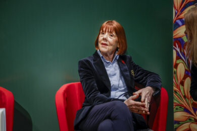 Costringe la moglie a rapporti con 120 uomini: Svezia sotto schock per nuovo ‘caso Pelicot’