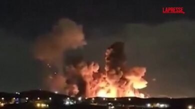 Iran, attacco Usa contro Isfahan: colonna di fuoco nella notte