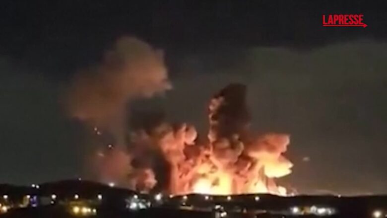 Iran, attacco Usa contro Isfahan: colonna di fuoco nella notte