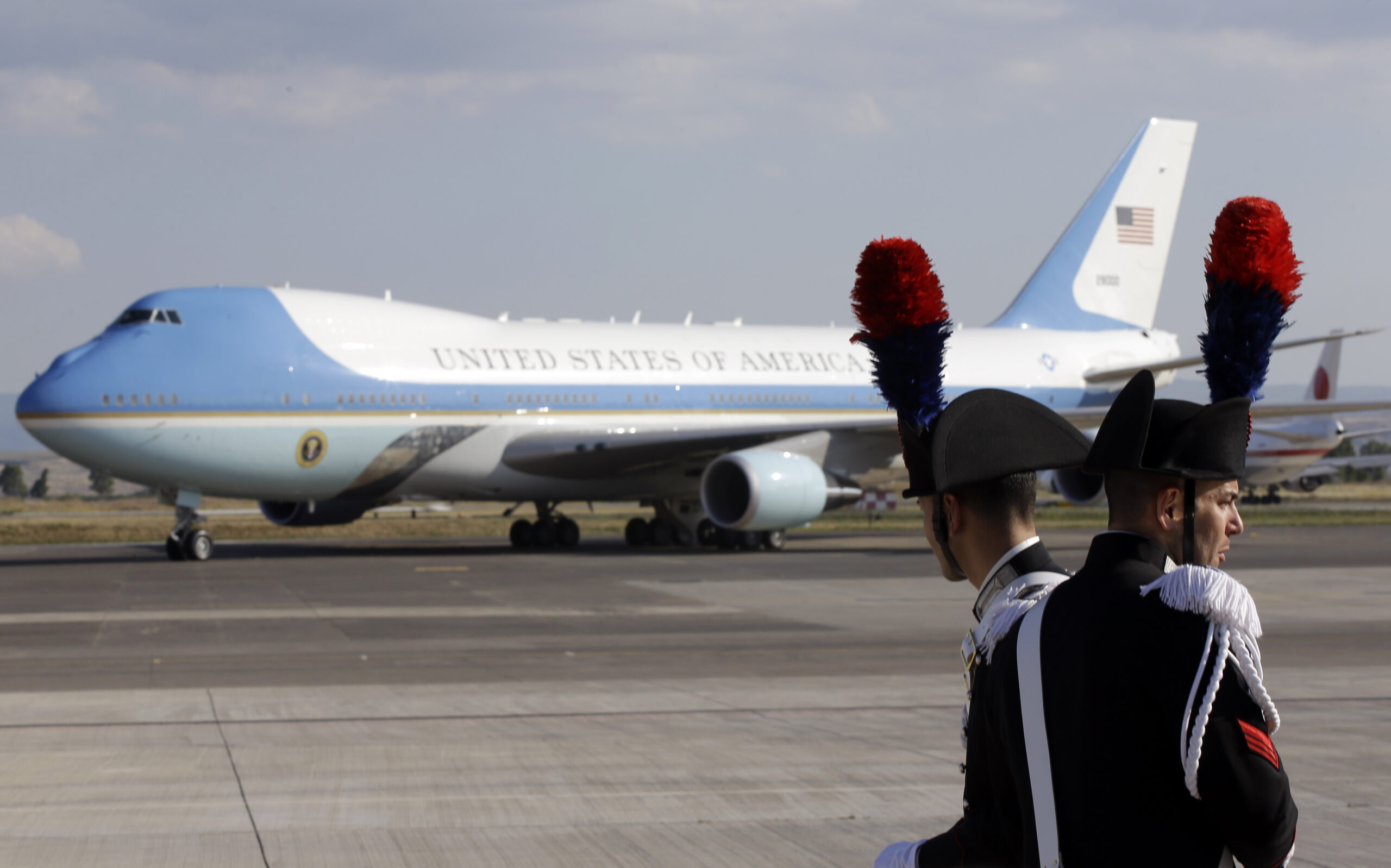 Iran, l’Italia nega Sigonella agli Usa. Governo: “Nessuna tensione con Washington”