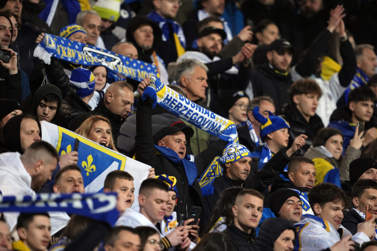 Tifosi della Bosnia allo stadio di Zenica per la partita contro l'Italia. (Photo by Fabio Ferrari/LaPresse)