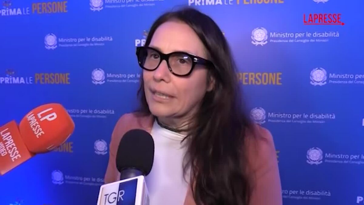 Salute, Locatelli: "13 milioni d'italiani hanno interazione negativa con ambiente circostante"