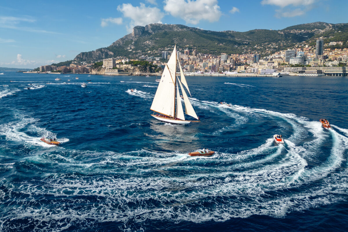 Vela, il Tuiga dello Yacht Club de Monaco fa rotta verso gli Stati Uniti