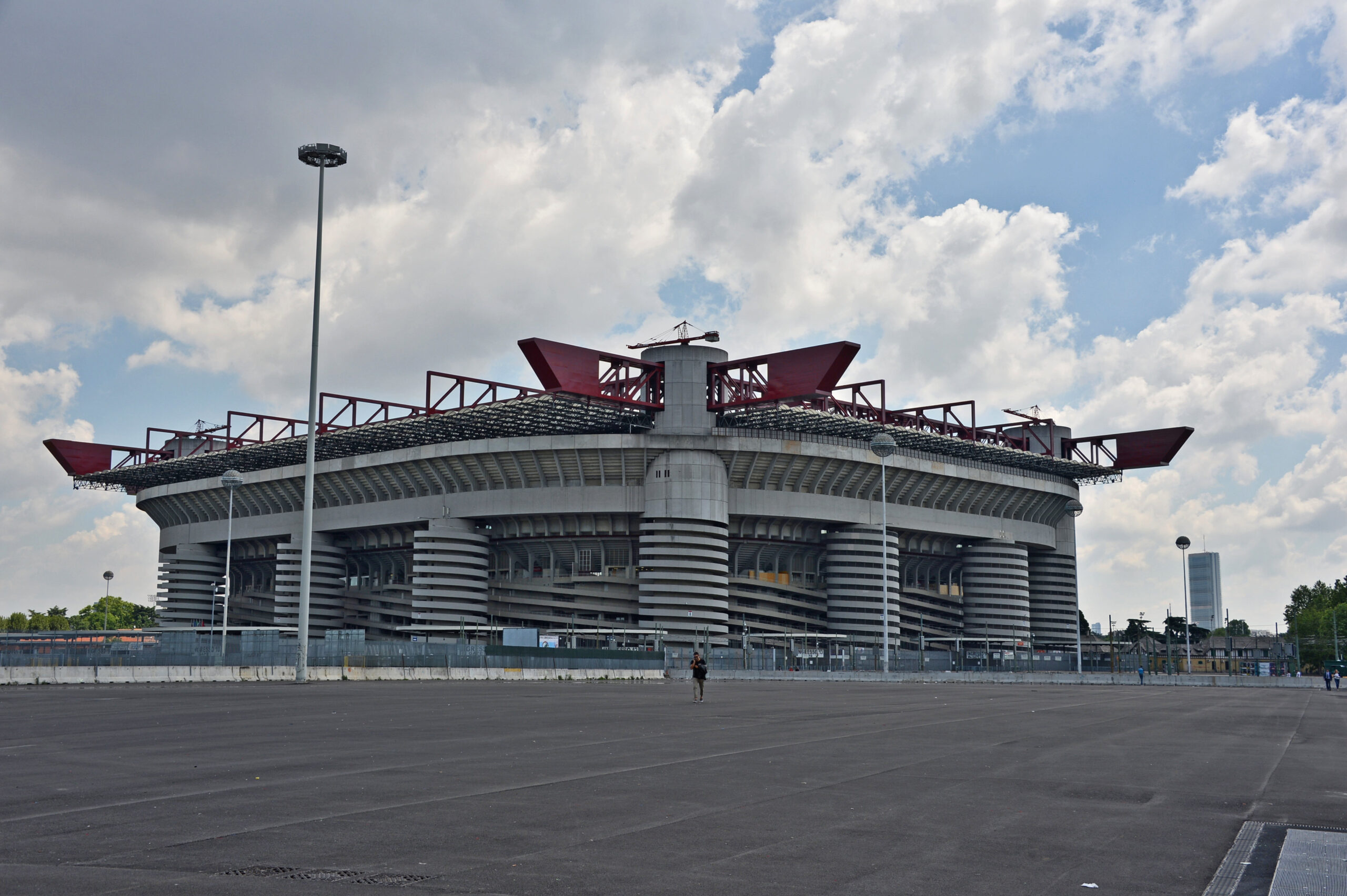 Stadio San Siro, i pm di Milano: vendita decisa dopo incontro tra i club e l’assessore Stadio San Siro, i pm di Milano: vendita decisa dopo incontro tra i club e l’assessore