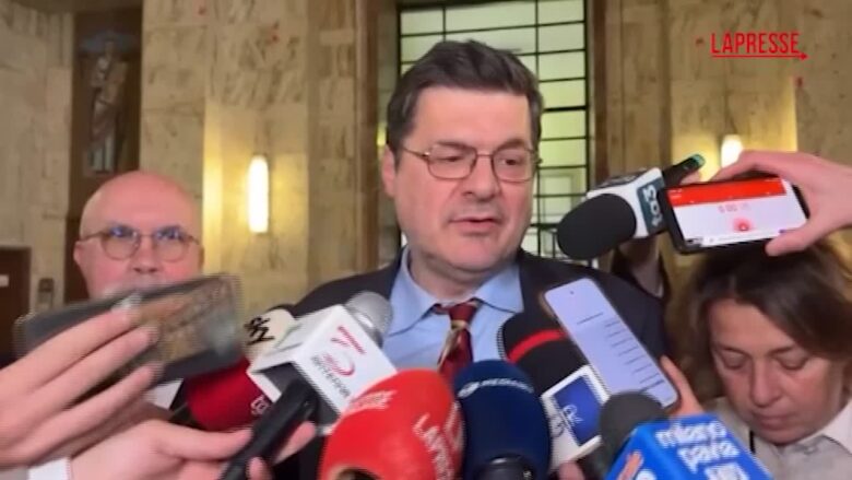 Tram deragliato, l'autista ai pm: "Telefonata da 45 secondi e fatta da fermo"