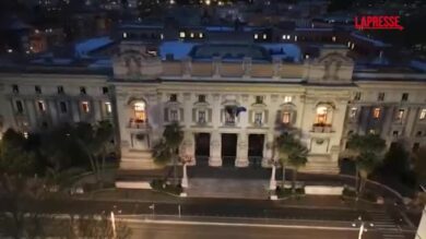 Autismo, Ministero Istruzione illuminato di blu per sensibilizzazione