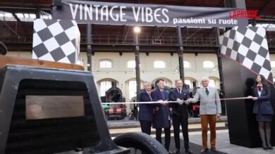 Napoli: la storia d’Italia attraverso le auto più iconiche, inaugurata la mostra “Vintage Vibes” a Pietrarsa
