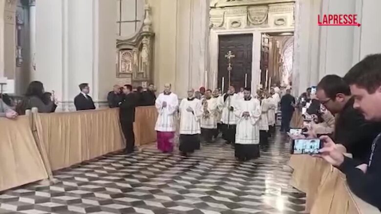 Pasqua, Papa Leone in San Giovanni in Laterano per Messa in Coena Domini