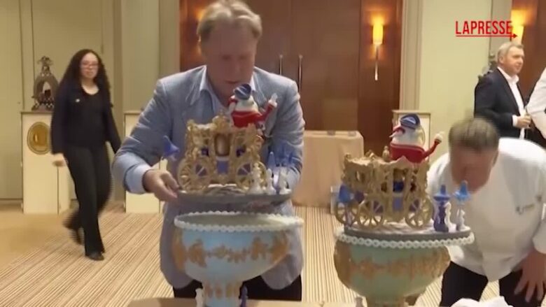 Bruxelles, i maestri cioccolatieri belgi creano opere speciali per Pasqua